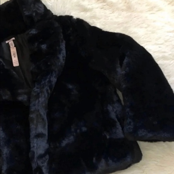 NWT VS Fashion Show Paris Sexy Coat Retails $125 - Picture 12 of 13